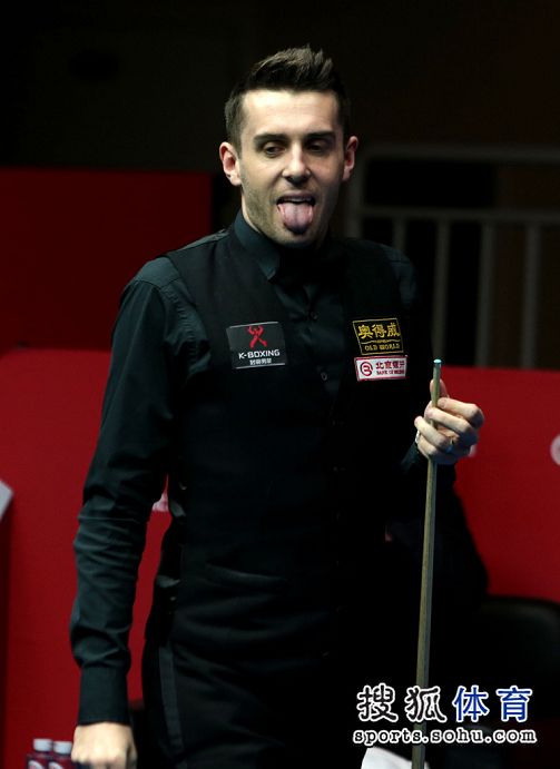 节奏上也显 节奏上也显