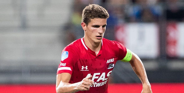 战中均展现 战中均展现