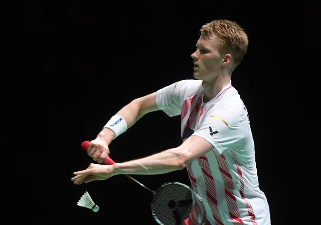 经传的年轻 经传的年轻